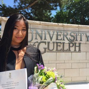 Meet your Posher, Claudia